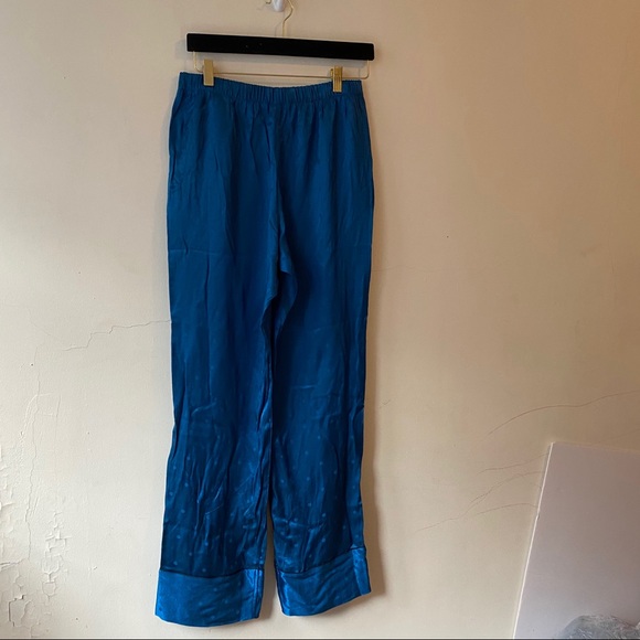 VS Pjs - Picture 13 of 13